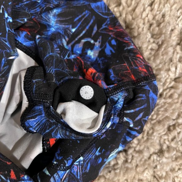 Lululemon Wunder Under HR Leggings, 28", Size 4, Neon Blossom Multi - Picture 4 of 4